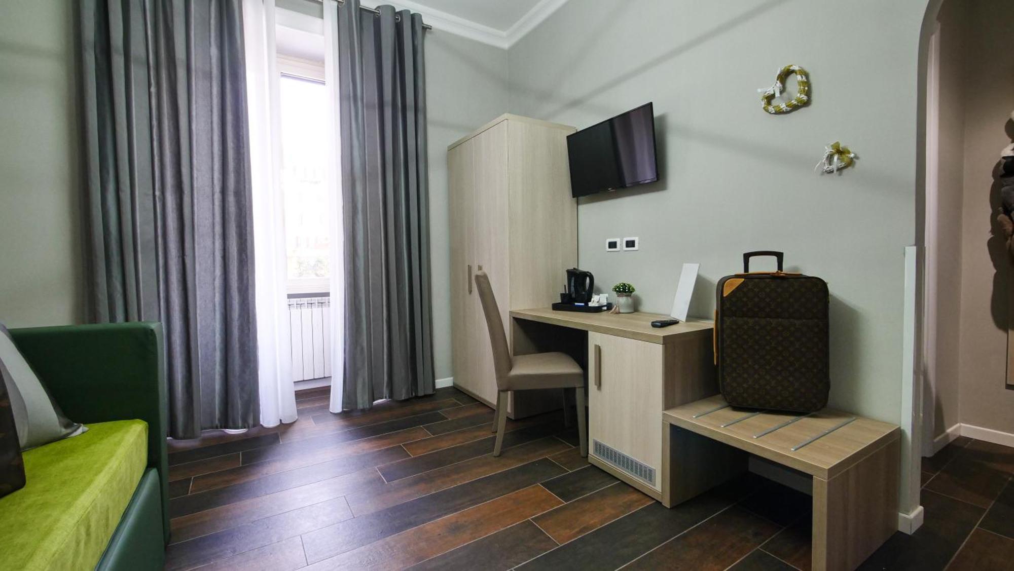 Home Suites Giolitti Rome Exterior photo