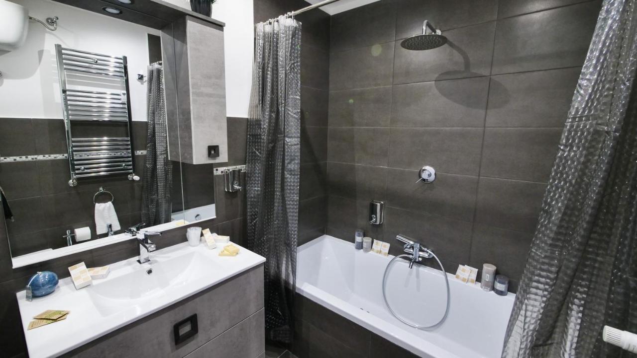 Home Suites Giolitti Rome Exterior photo